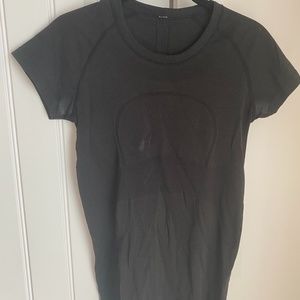 Swiftly Tech Short Sleeve Shirt